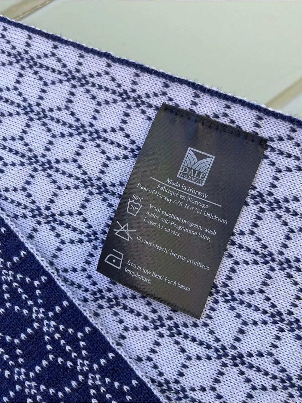 Dale of Norway 100% Merino Wool Scarf Like New